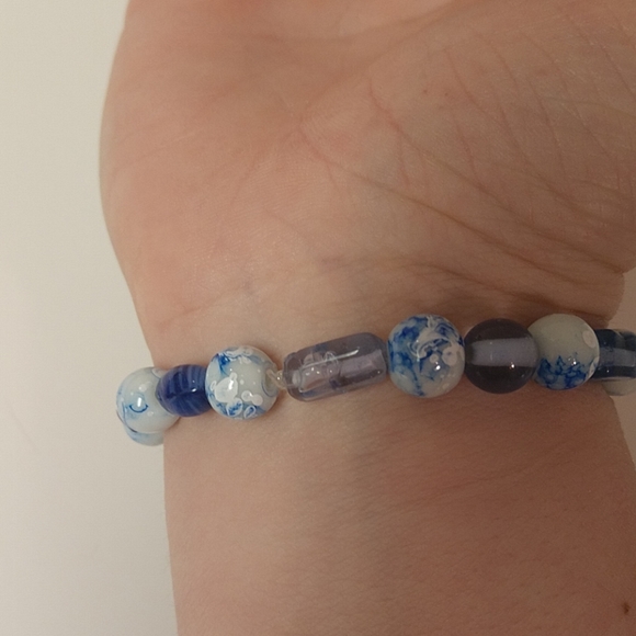 beautiful blue bracelet 💙 - Picture 6 of 7